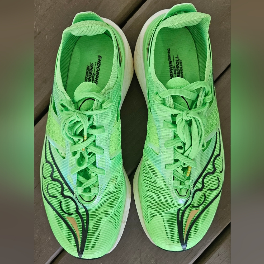 Saucony endorphin elite